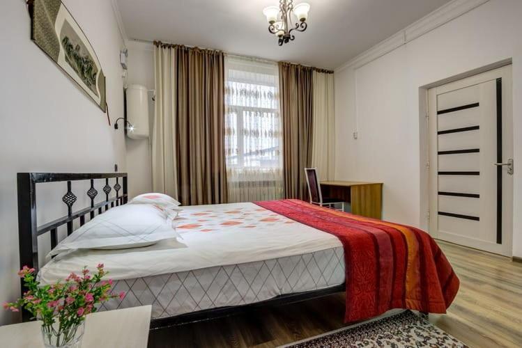 Olive Hotel Kochkor Dış mekan fotoğraf